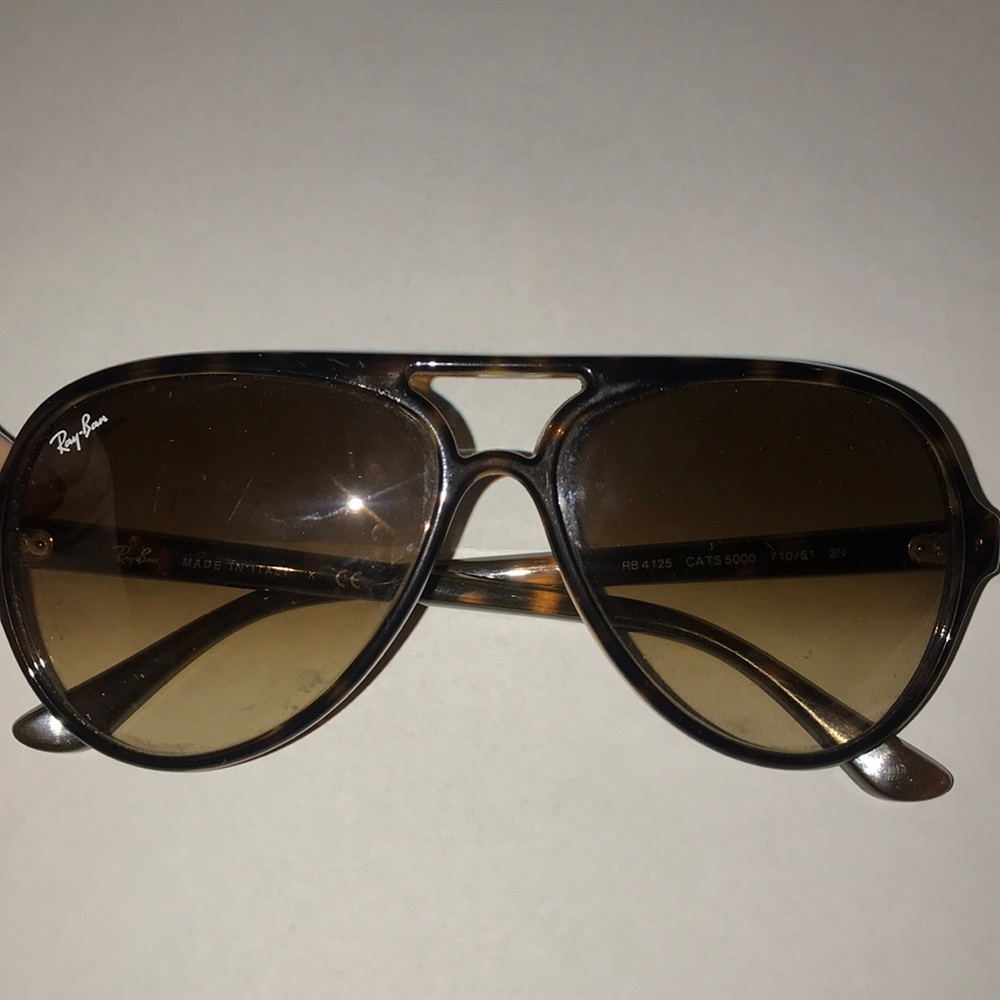 Ray-Ban Women’s Cats 5000 Classic